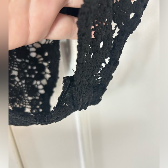 Flower detailed black see through bodysuit. Size large. - Picture 4 of 5